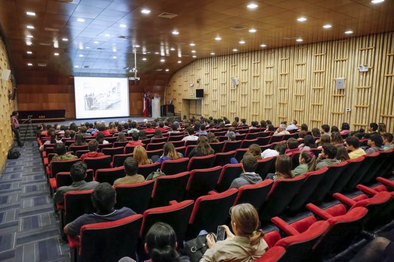Universidad Andrés Bello